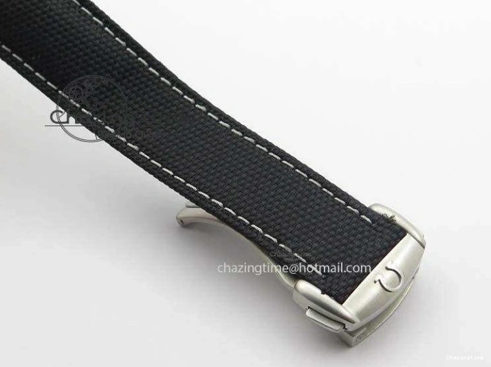 0202 TimelessDesign Speedmaster JHF SS Snoopy Award 45th Anniversary White Dial On Black Nylon Strap 8209